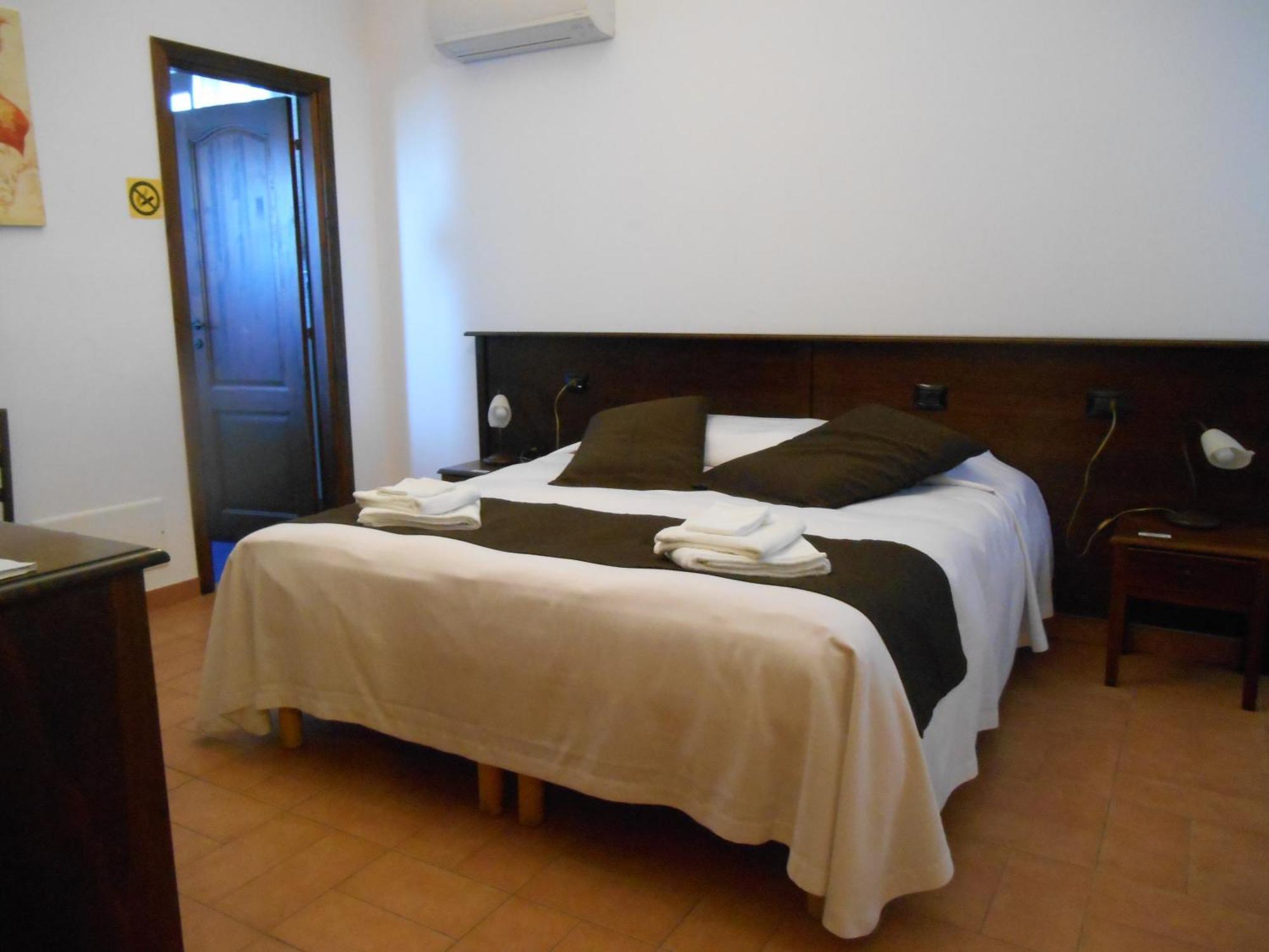 Bed & Breakfast Giardini Di Marzo 레체 외부 사진